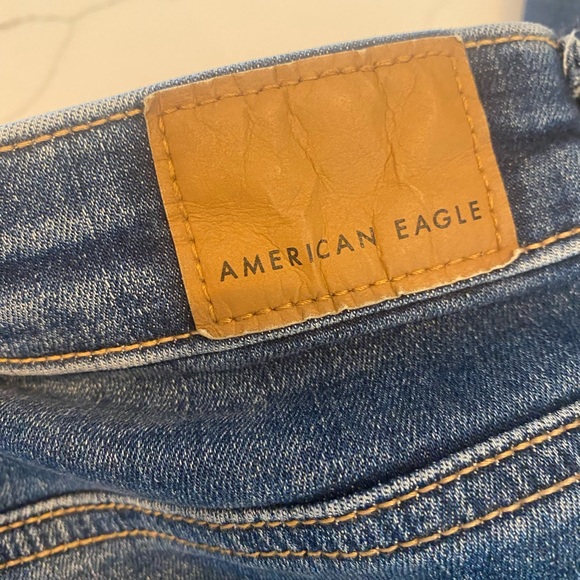 Like-new American Eagle Hi-Rise Jegging (Next Level Stretch) Size = US 6 - Picture 6 of 6